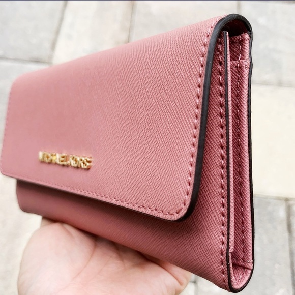 👛💕Michael Kors Trifold Wallet Rose Pink Saffiano - Picture 2 of 3